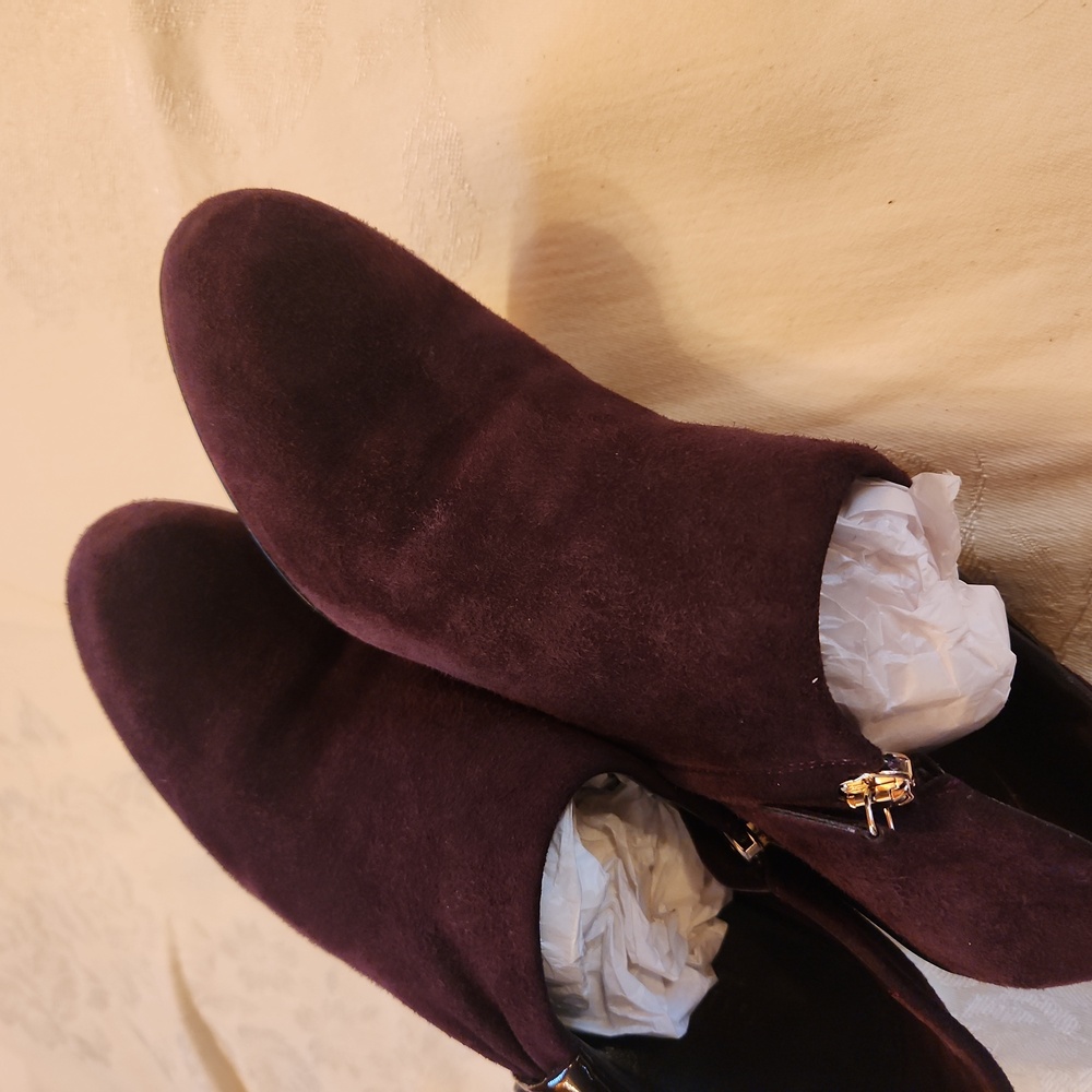 Gucci/Elegant Women's Suede Ankle Boots in Rich Brown - Picture 12 of 13